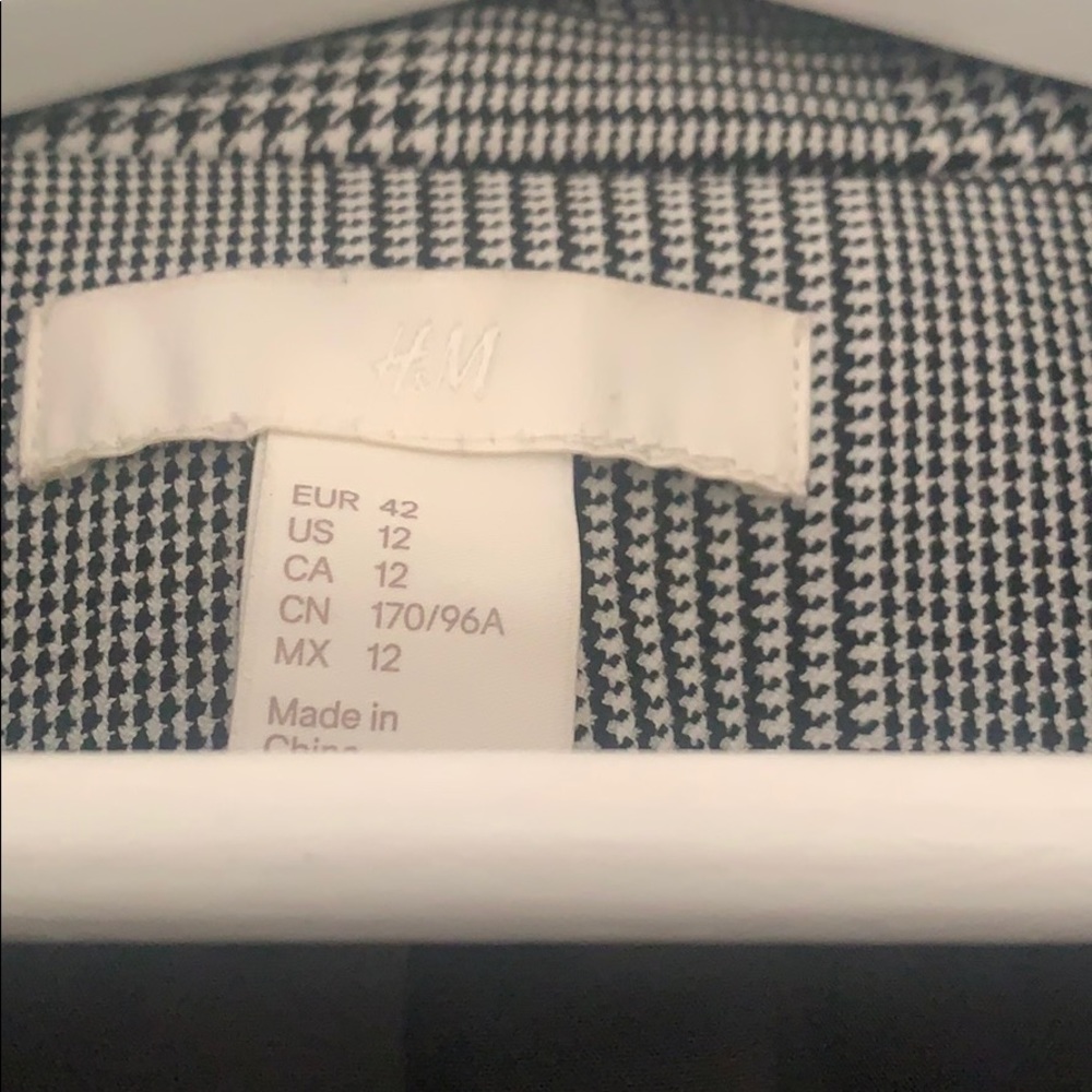 Suit Jacket - Picture 3 of 4